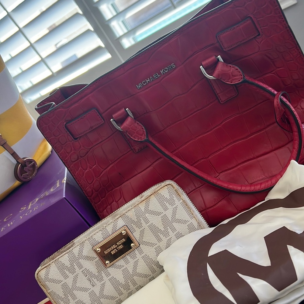 Purse and wallet
